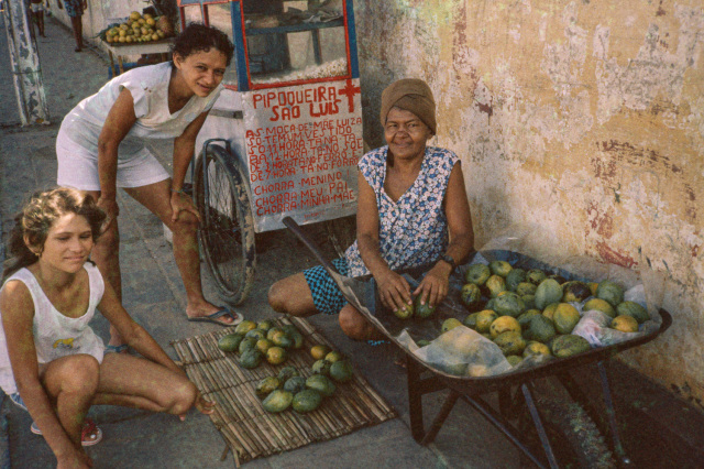 Dona Maria vendedora de frutas 1987_Foto Raboud