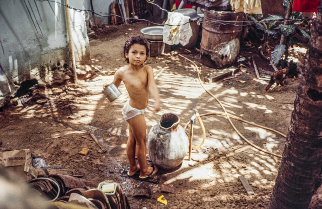 Gerlane filha de Aparecida, Prof. da escola infantil Esp. Livre 1987_foto Raboud