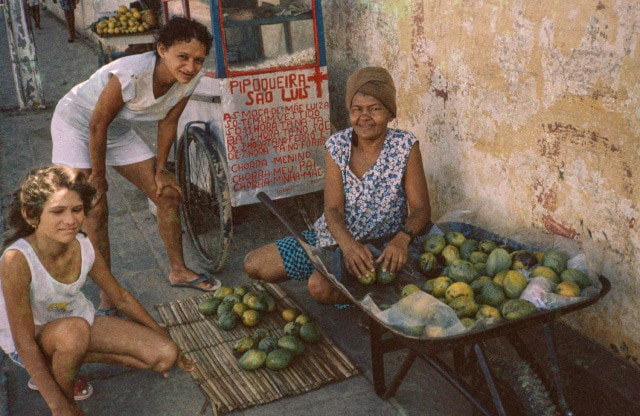 Dona Maria vendedora de frutas 1987_Foto Raboud