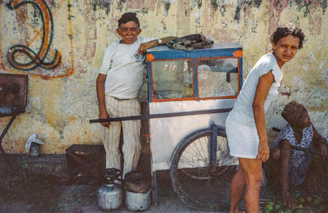 Sr Manoel, vendedo de pipoca e de geleia de coco 1987_Foto Raboud