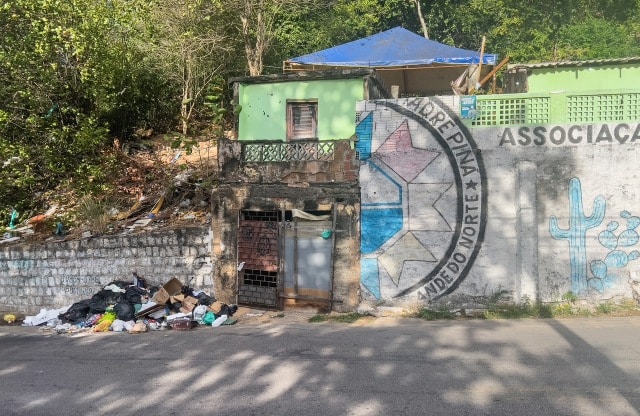 Lixão da ladeira de Mãe Luiza 2024