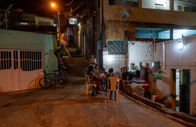 4a Travessa em frente a escola de musica 2019 noite  - Foto Nicole Miescher