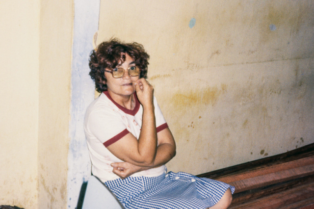 Irmã Francisca em sua casa 1987 - Foto Raboud