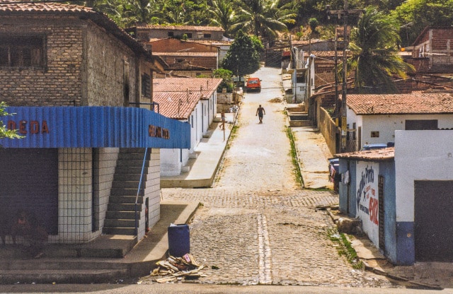 10a Travessa_Casa Crescer 1998- Foto Nicole Miescher