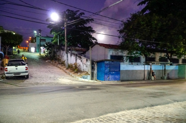 Cruzamento da Rua Joao XXIII com a Aluízio Alves à noite 2018 - Foto Nicole Miescher