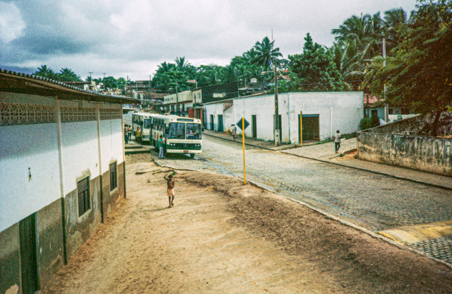 rua Joao XXIII e Igreja Nossa Sra da Conceiçao 1987_Foto Raboud
